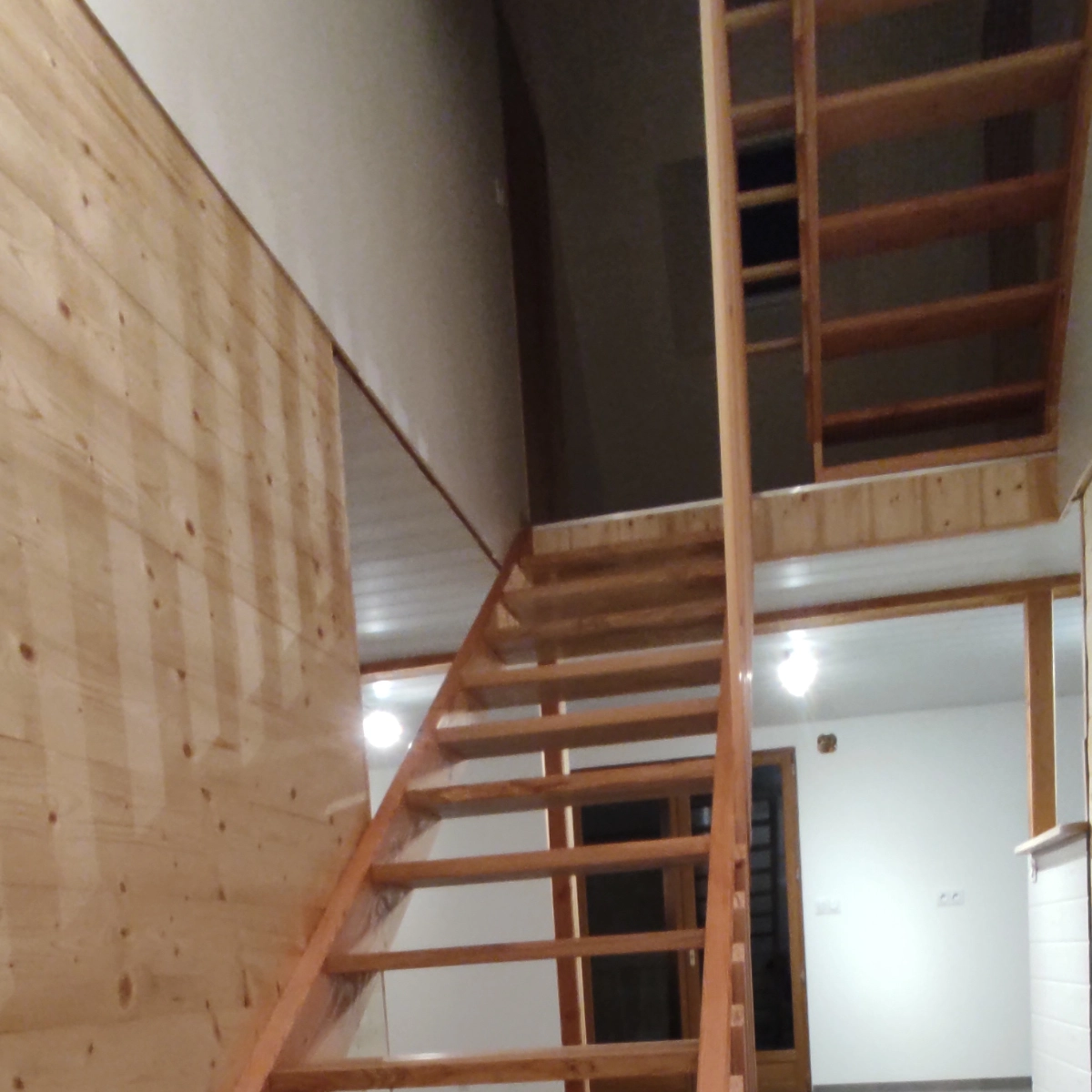 Image de construction de maison en bois