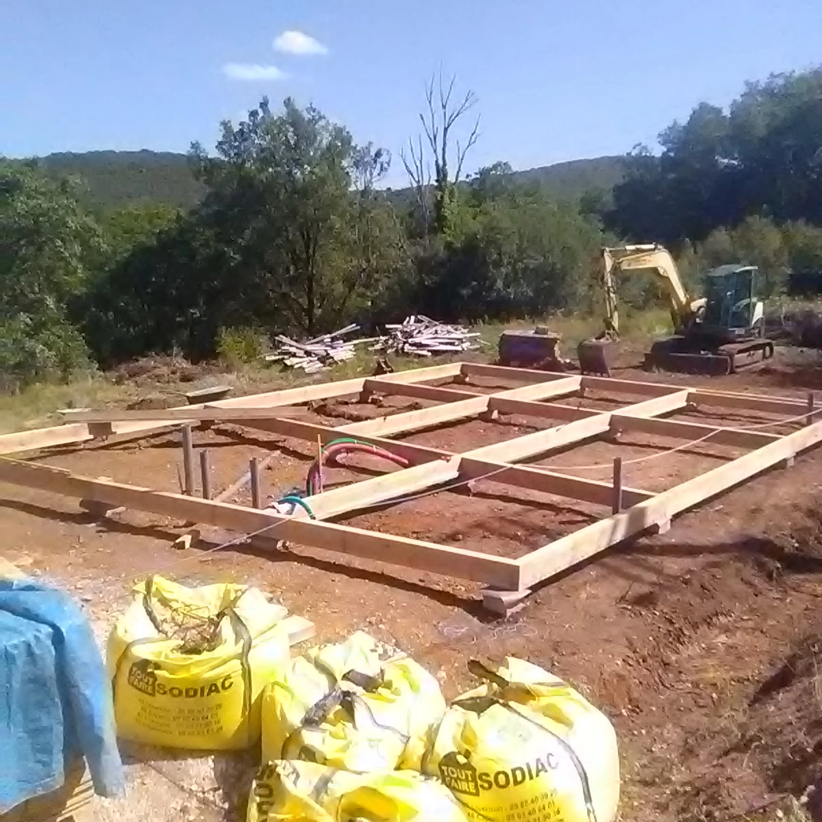 Image de construction de maison en bois