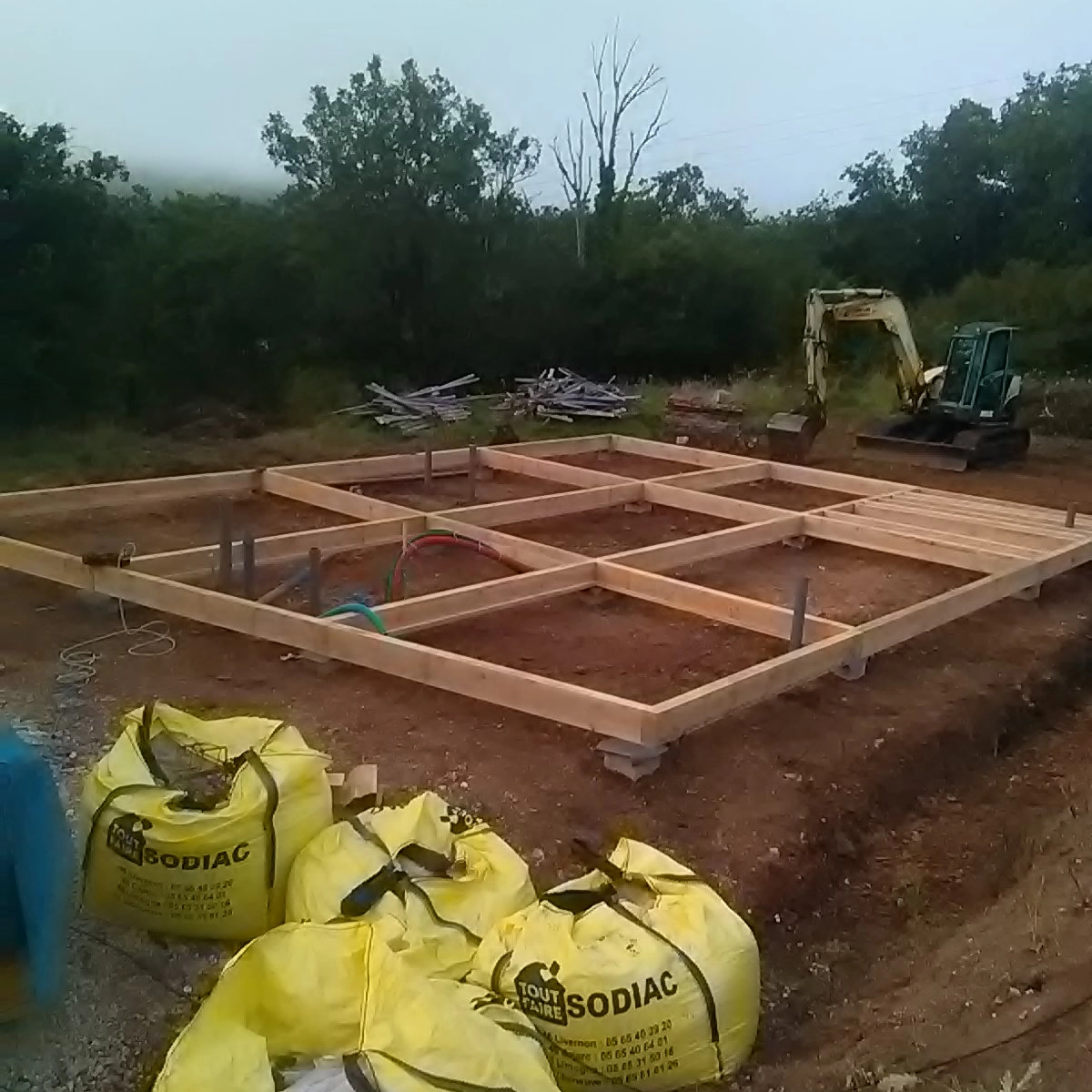 Image de construction de maison en bois