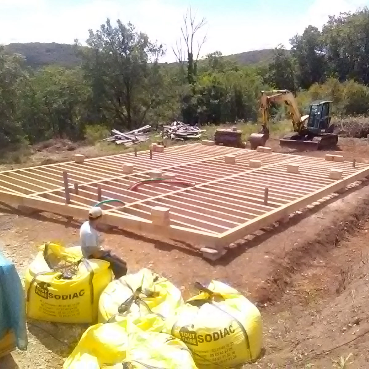 Image de construction de maison en bois