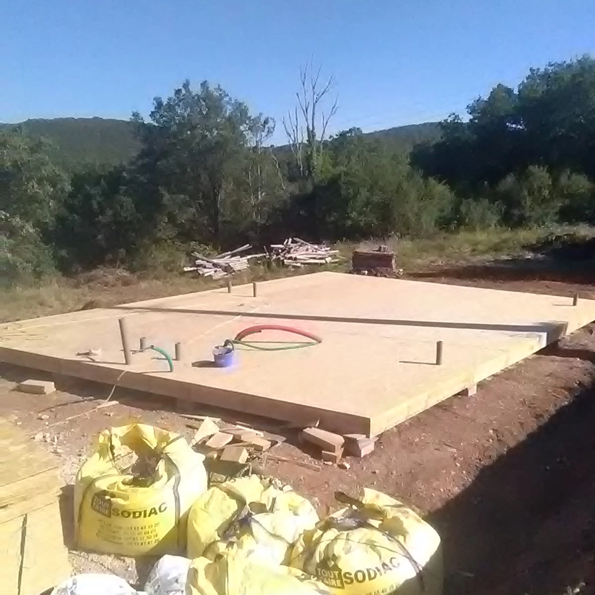 Image de construction de maison en bois