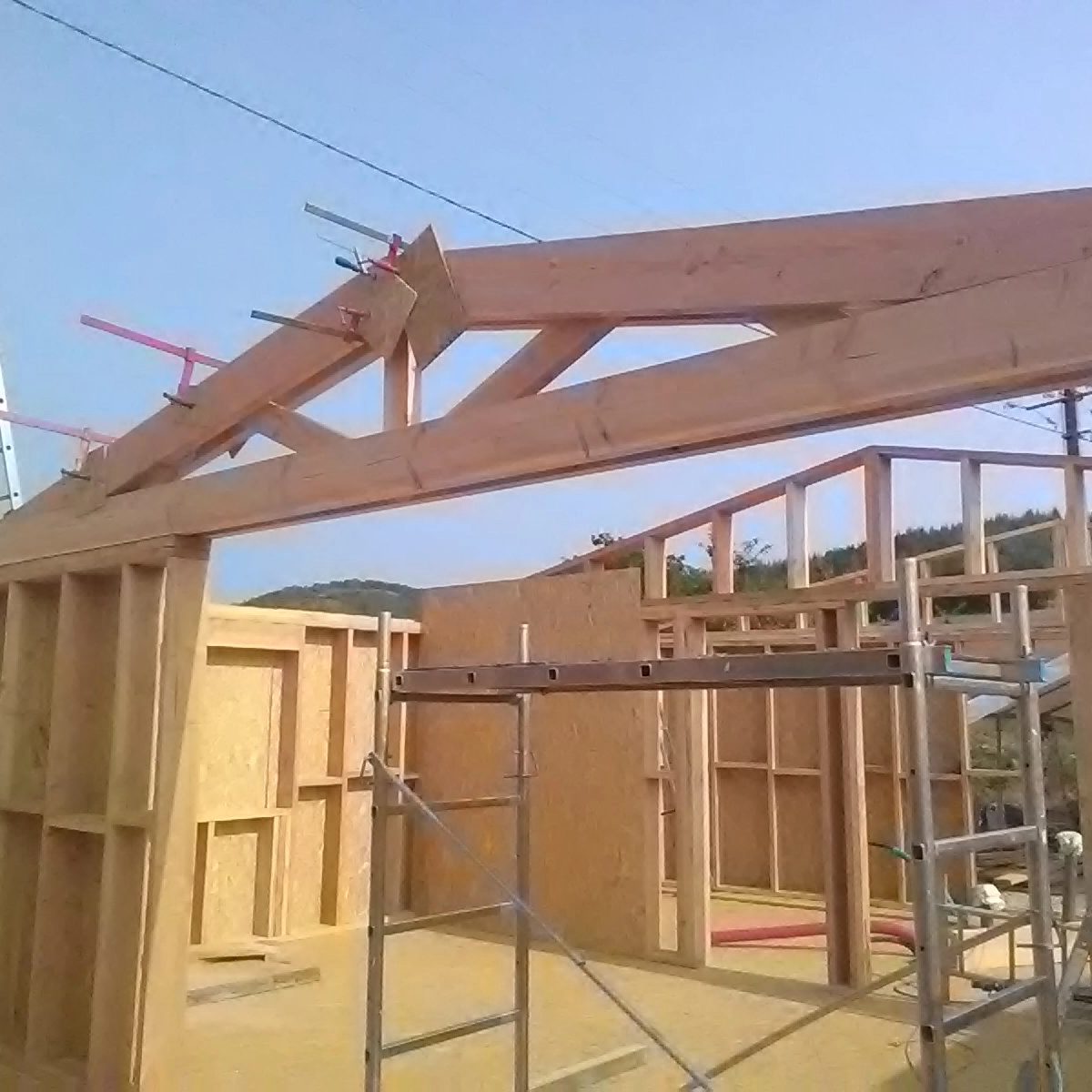Image de construction de maison en bois