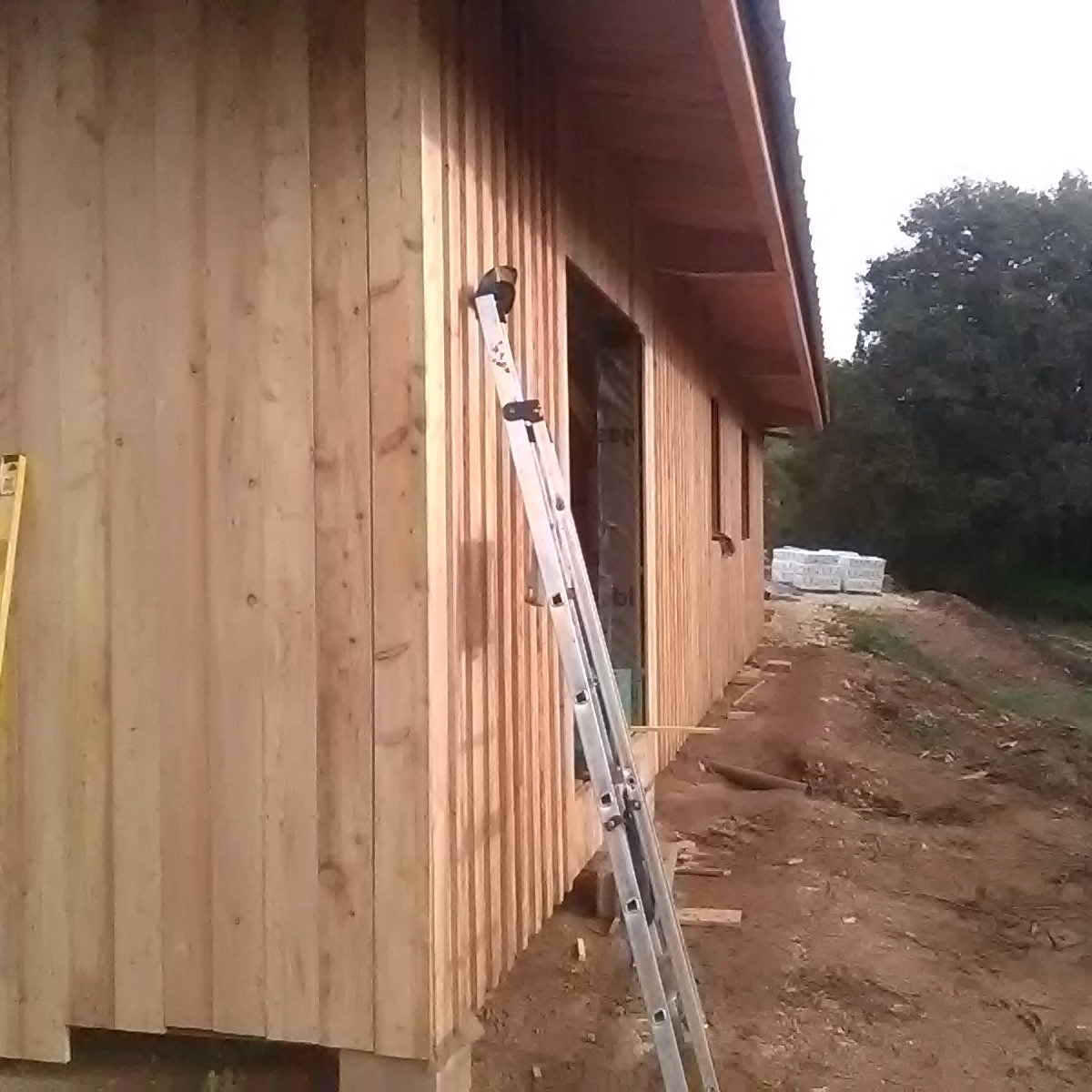 Image de construction de maison en bois