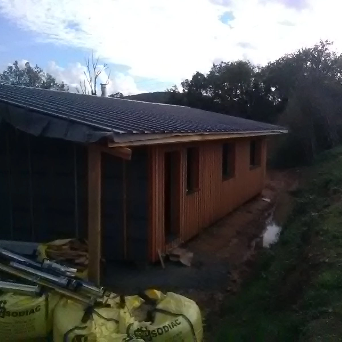 Image de construction de maison en bois