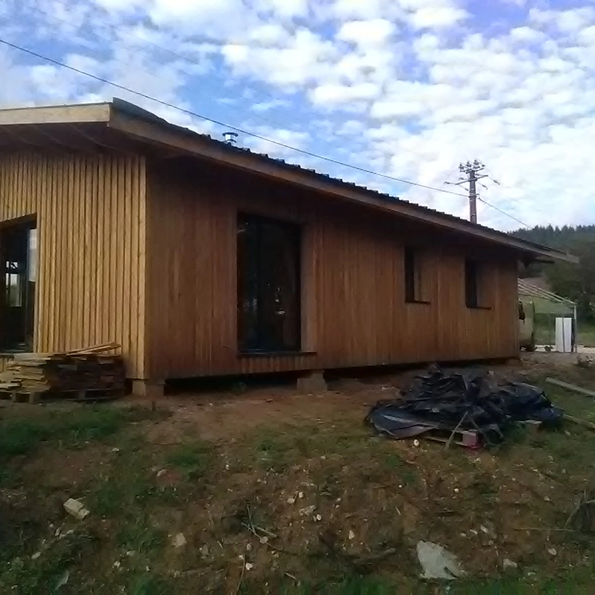 Image de construction de maison en bois