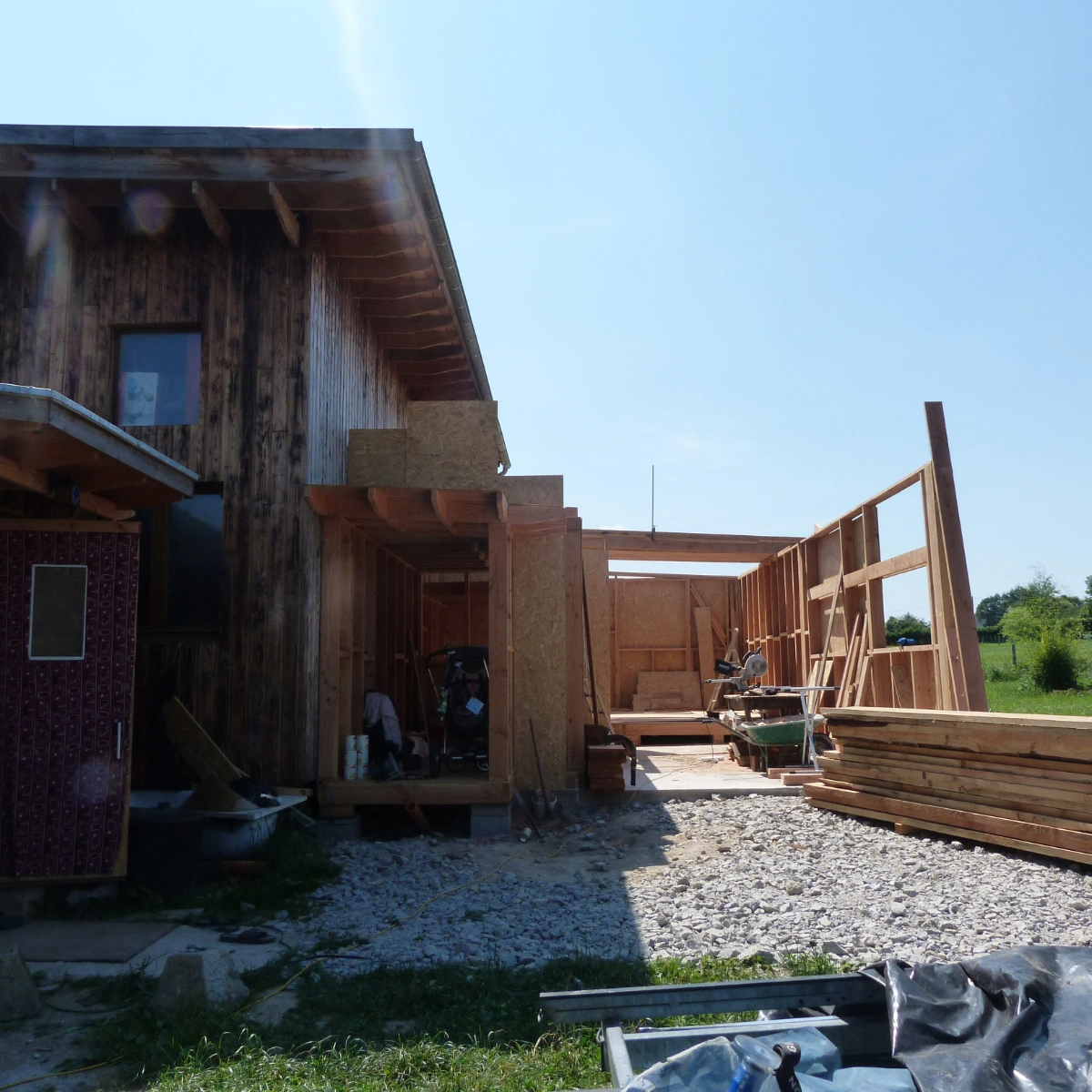 Image de construction de maison en bois